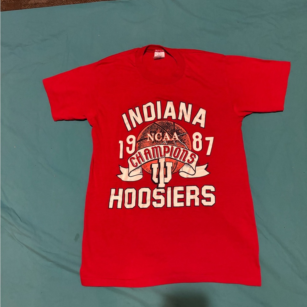 Vintage 80s Indiana Hoosiers, 1987 national champions, T-shirt, size medium